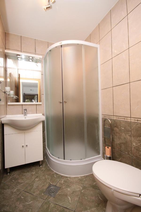 Apartment Zavala 8774B Jelsa  Eksteriør bilde